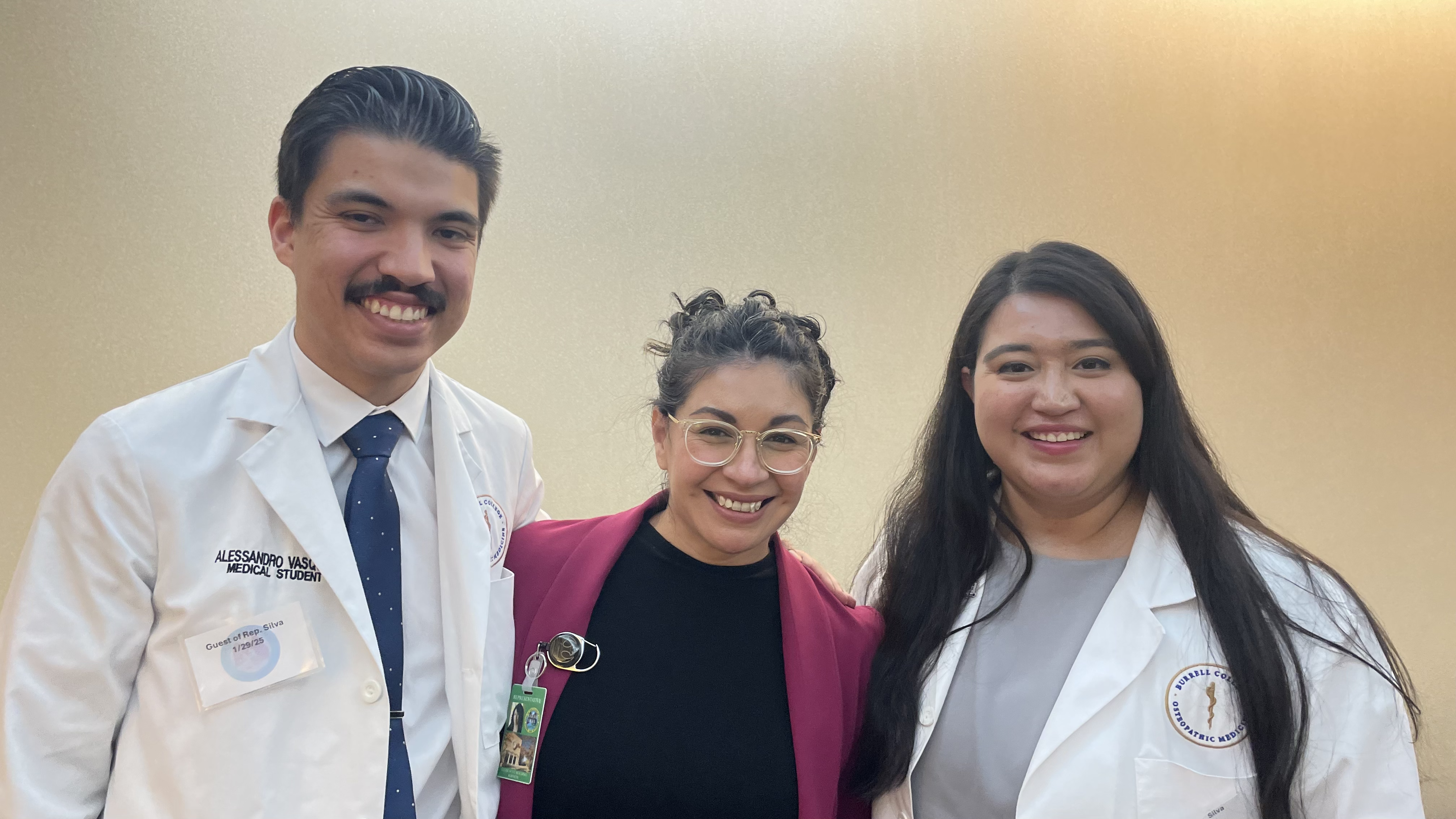 students and faculty at White Coat Ceremony In Santa Fe NM